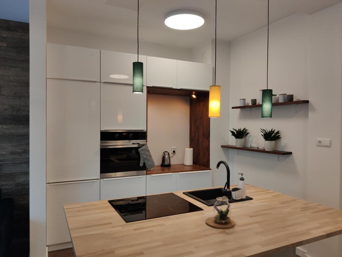 罗兹Apartament Milionova公寓 外观 照片